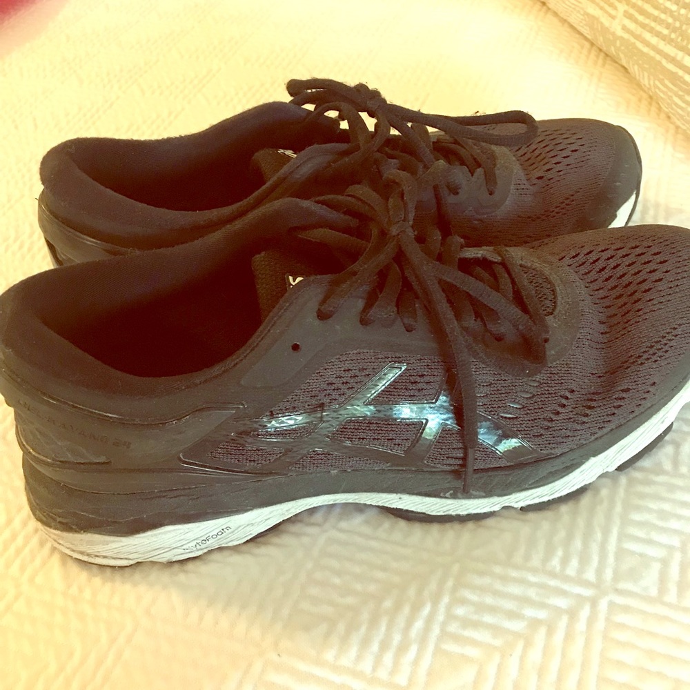 ASICS GEL-Kayano 24